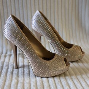 Jennifer Lopez high heels